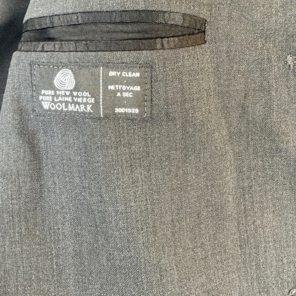 Bachrach three button
